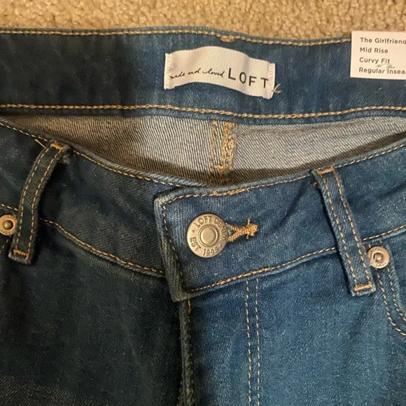 Loft Girlfriend jeans-Size 29-Mid-rise-curvy-NWT - Picture 3 of 5